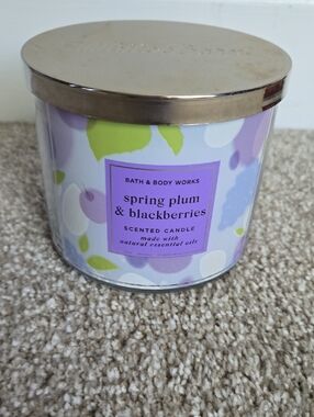Bath & Body Works Spring Plum & Blackberries Candle